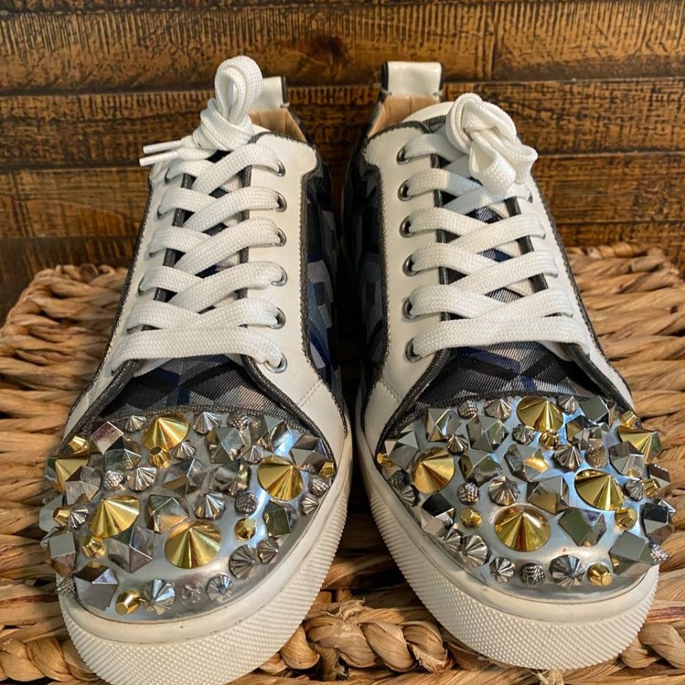 CHRISTIAN LOUBOUTIN SPIKES ORLATO BLUE